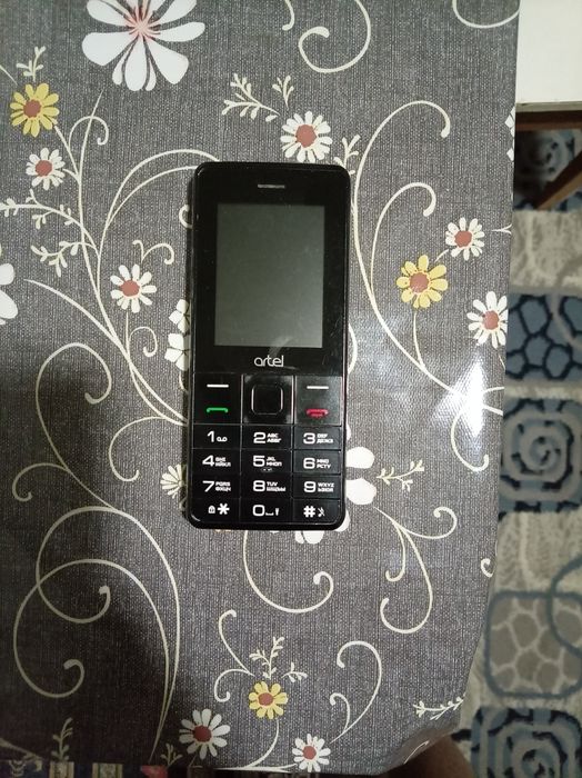 Продается Artel X7 в хорошем состоянии