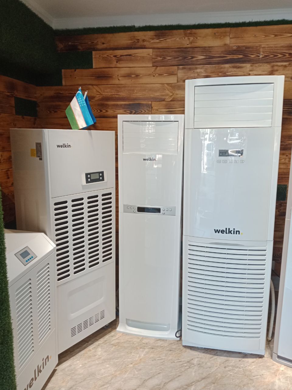 Кондиционер колонный Welkin Midea