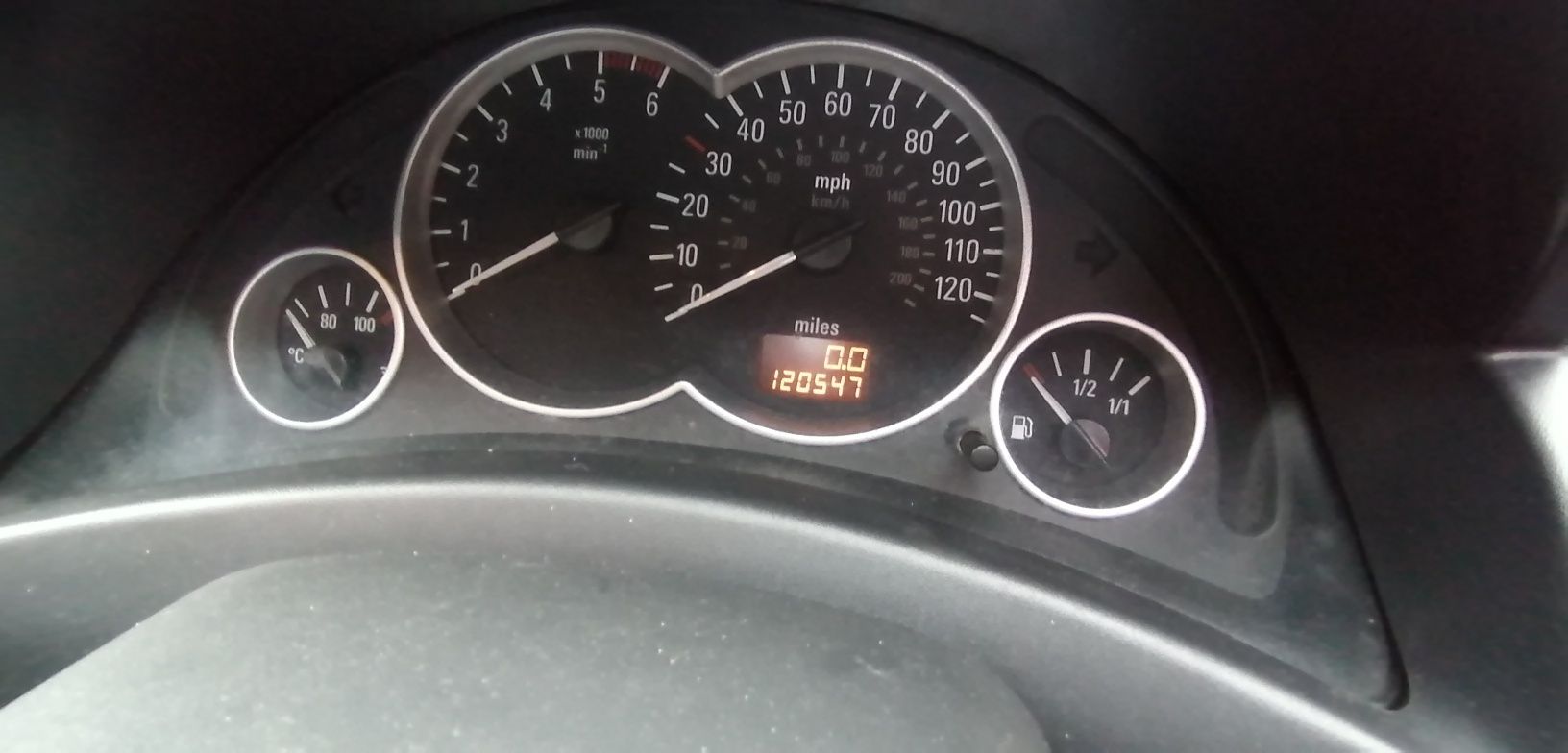 Opel tigra 1,3 diesel