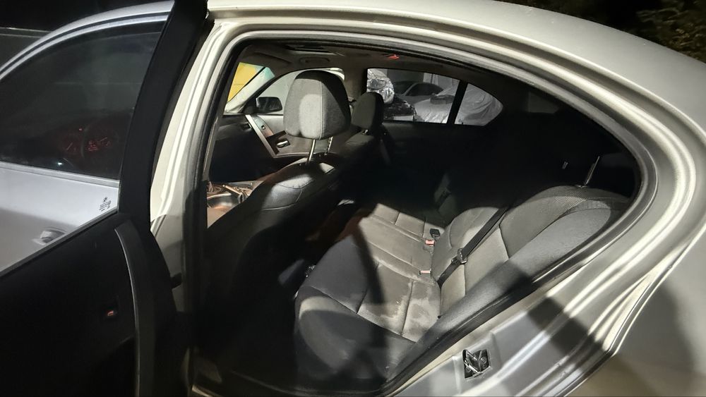 Vand Bmw e60 525i automat