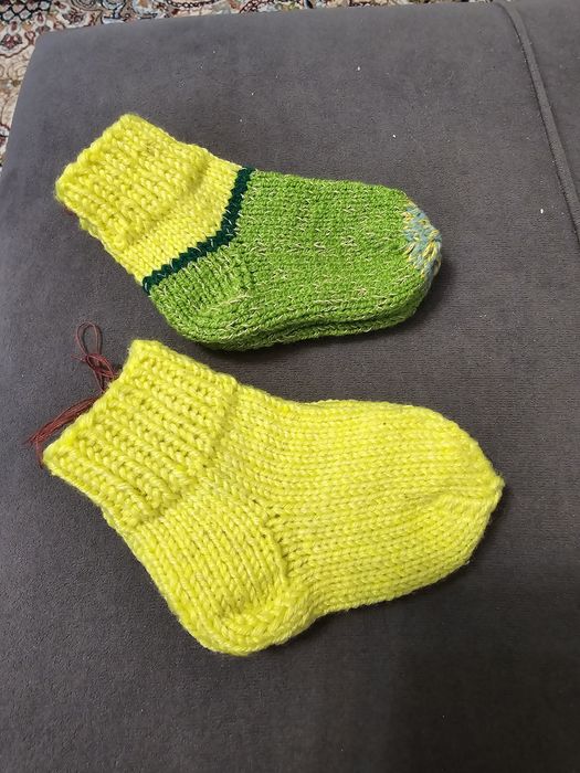 Вязанные детские носочки