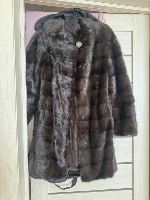 Продам норковую шубу в хорошем состоянии