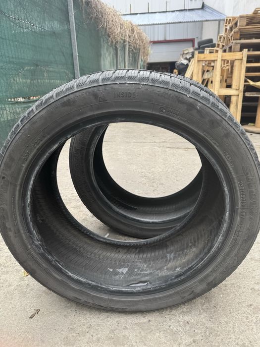 2бр Зимни Гуми Toyo 235/45 R18