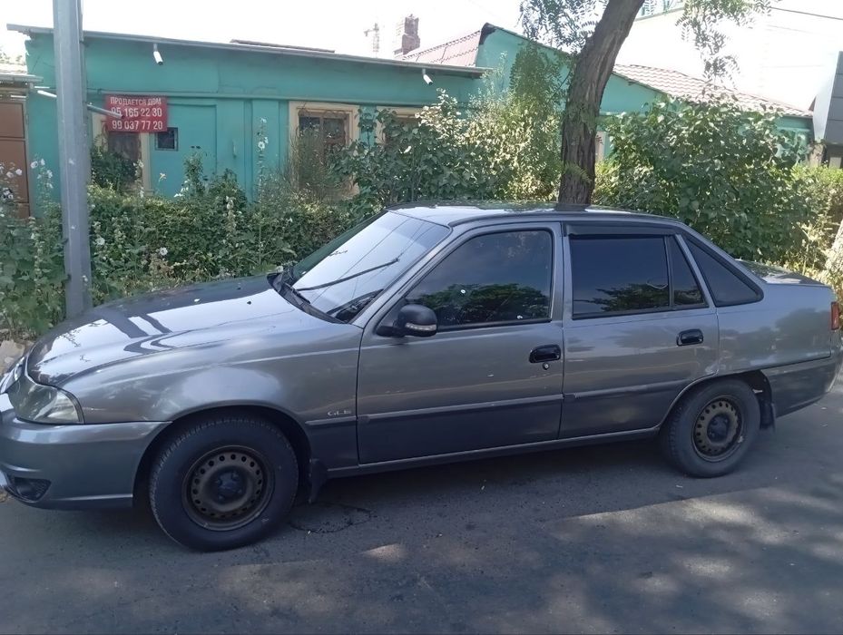 Продаётся машина Nexia cons 2