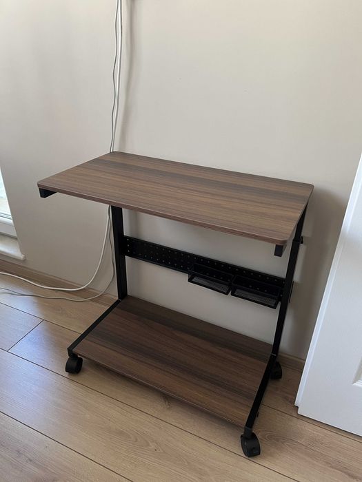 EUREKA Помощно бюро (регулируема височина)