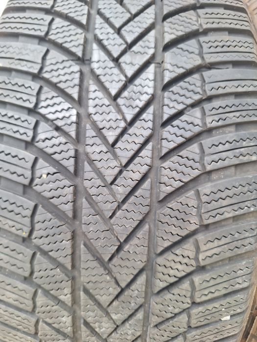 8mm! 255 45 20 Bridgestone blizzak lm005
