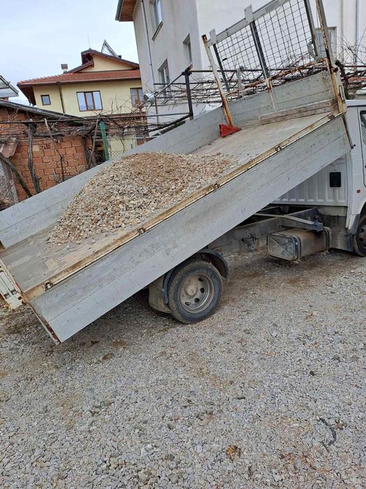 Самосвал Nissan Trade 3.0