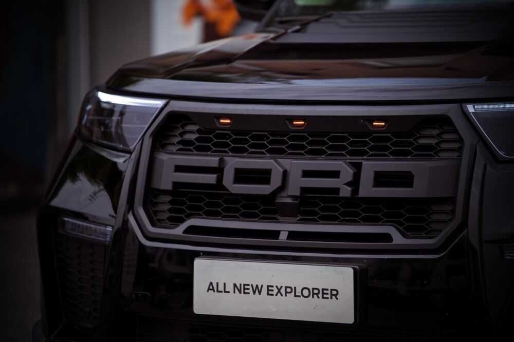 Предна броня, алуминиев капак за Ford Explorer 2020 - 23 Raptor style