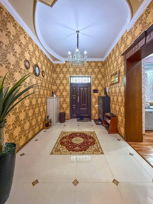 Циолковский дом 4.1 сотки 6 комнат бассейн