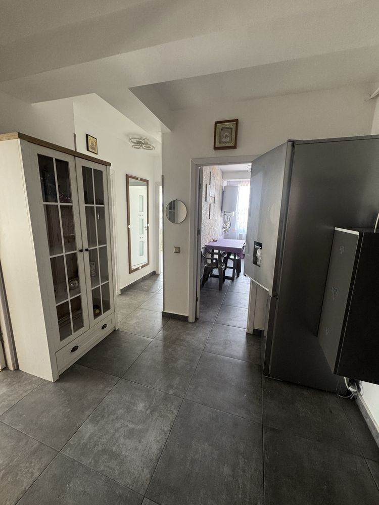 Apartament 3 camere de inchiriat chiajna
