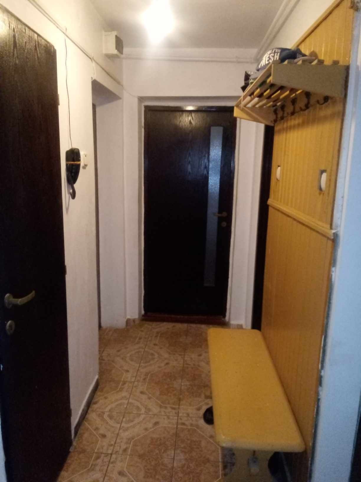 De vanzare apartamen