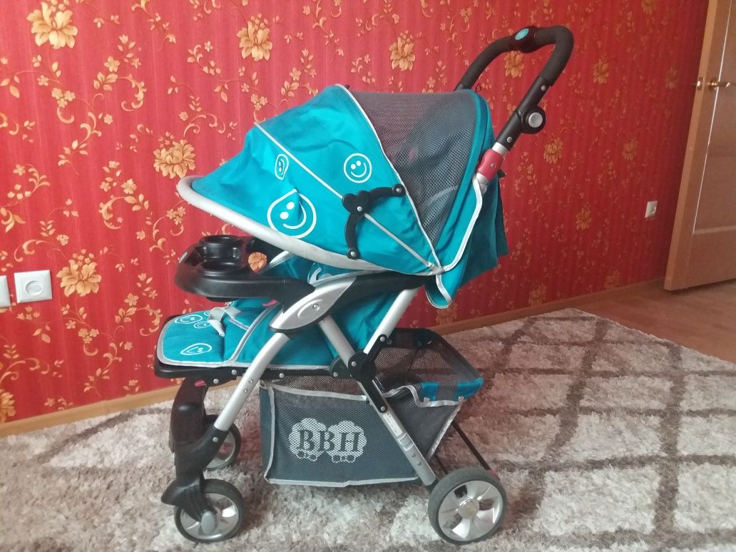 Продам коляску детскую
