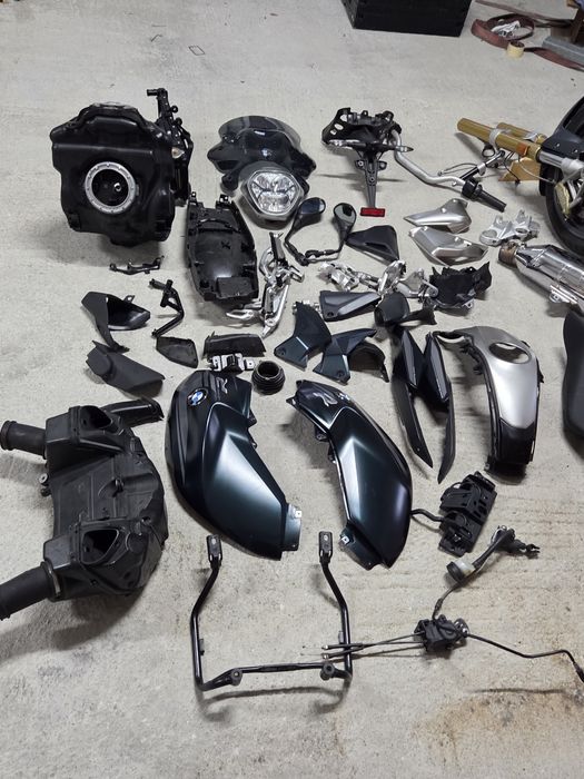 Piese Bmw r1250r , fata, furca rezervor janta carena 2018 dezmembrez