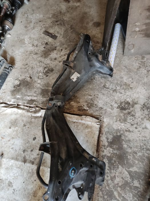 Задняя балка Honda CR-V RE