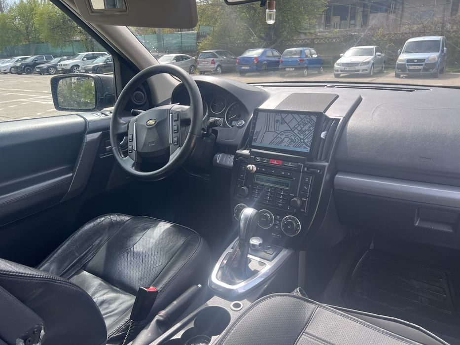 Landrover Freelander 2  2.2 HSE TD4 4x4 automat 160CP