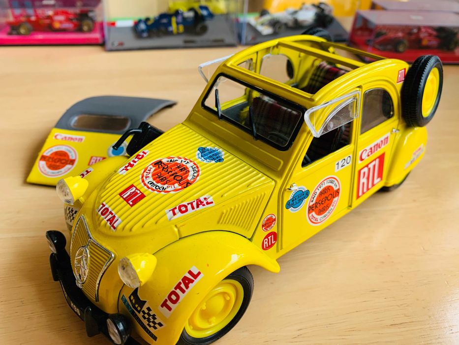 Колекционерски модел на Citroen 2CV, Maidstone, мащаб 1:18