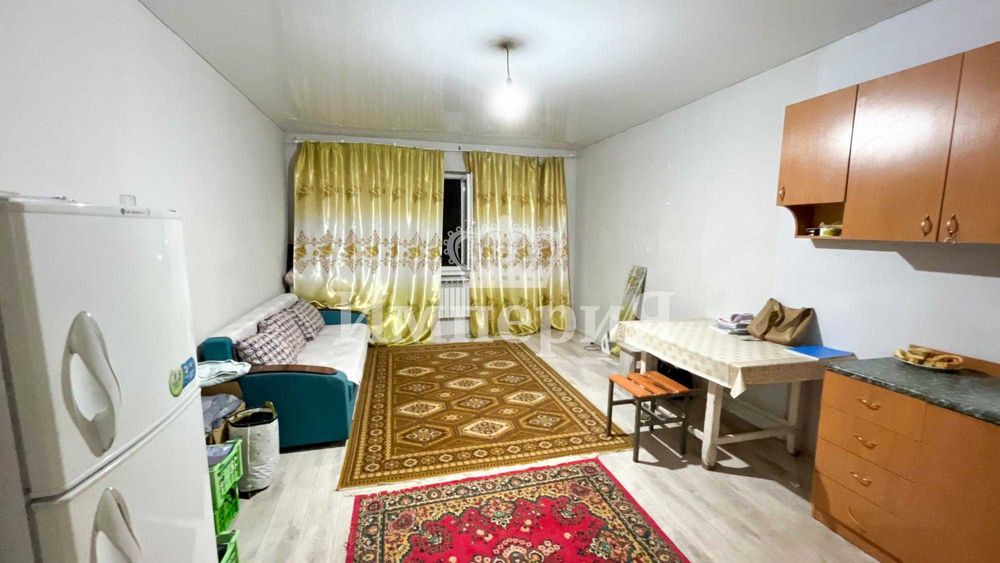 Продается однокомнатная в микр. Восток, Анна С. Империя