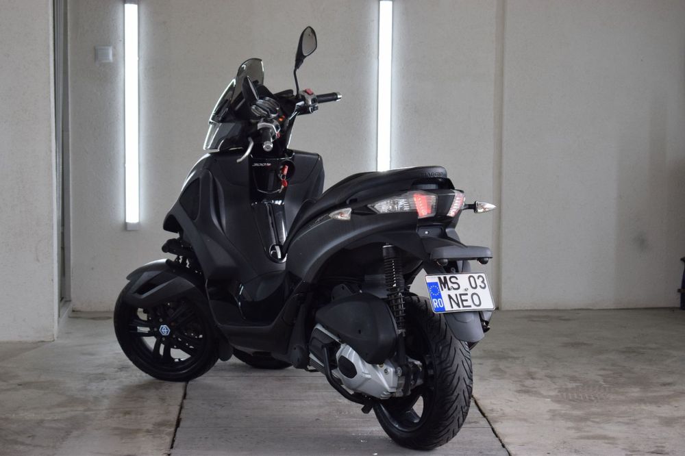 Piaggio Mp3 ~Se conduce cu categoria B~300cc