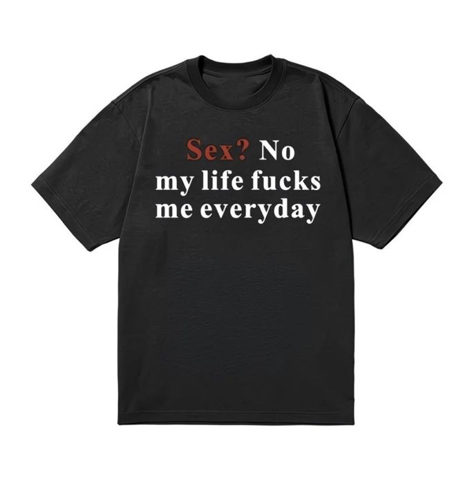 продаю футболкуу