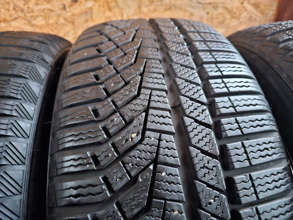 Зимни гуми 215/55/16