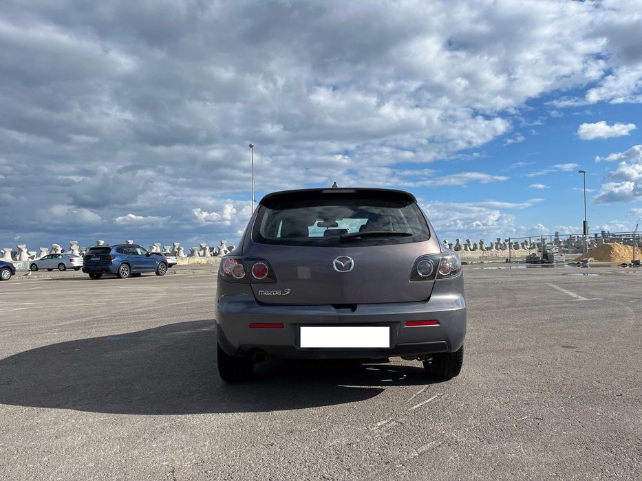 Mazda 3 | 1.6 Benzină | Xenon | Scaune încălzite | Consum redus