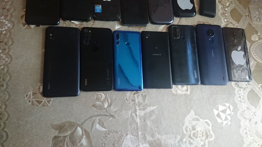 Смарт телефони Samsung,