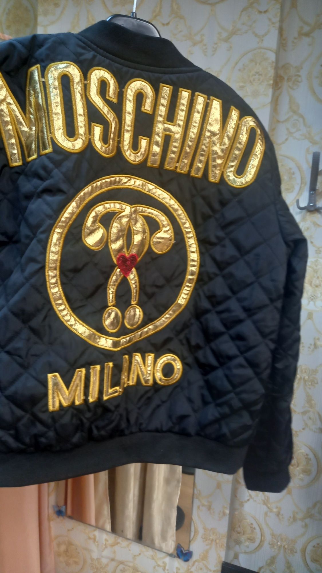 Яке оригинал Moschino