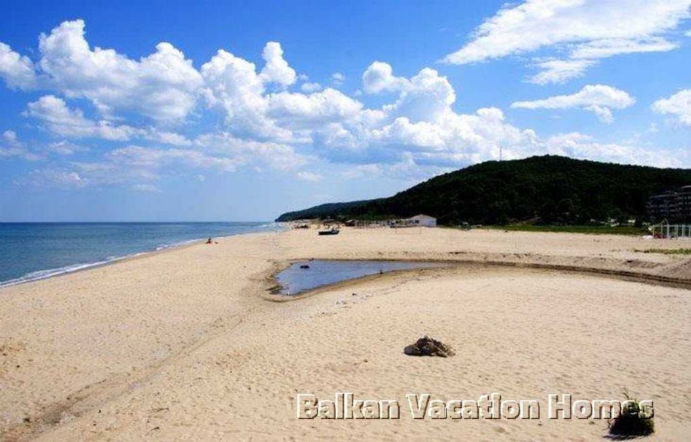 Модерна едноетажна къща близо до морето в Шкорпиловци