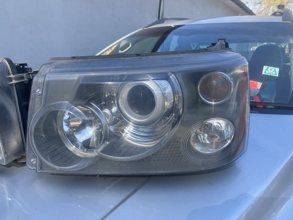Оригинални фарове за Range Rover Sport
