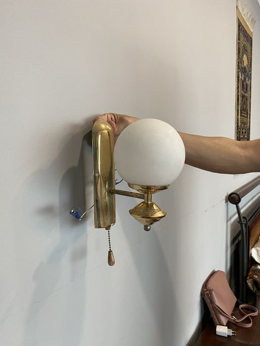 Продается светильник