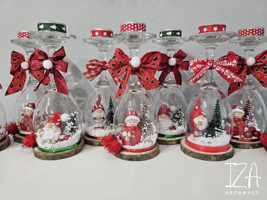 Коледни свещници