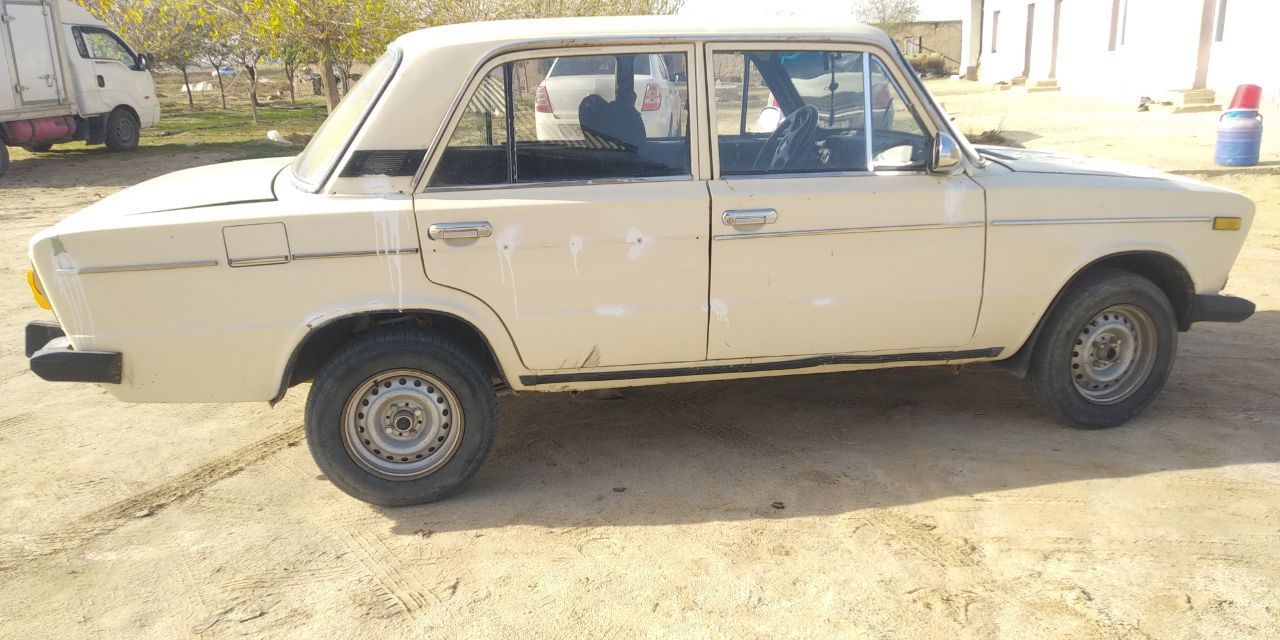 Moshina sotiladi