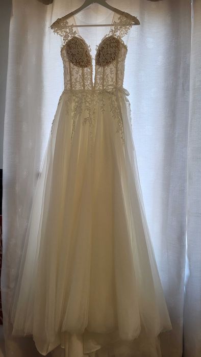 Vand rochie de mireasa