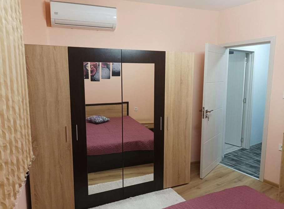 Двустаен апартамент в кв. Каменица 2