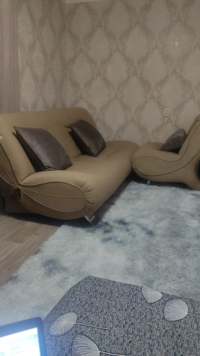 СРОЧНО раскладной диван б/у самовывоз