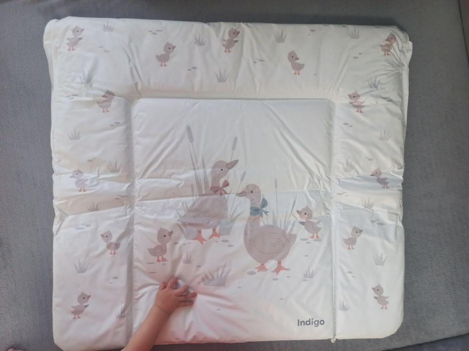 Матрасик для пеленального столика  Indigo, непромокаемый 800×710, гуси