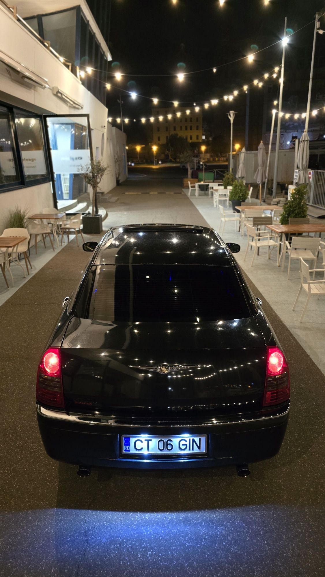 Chrysler 300c 7.000