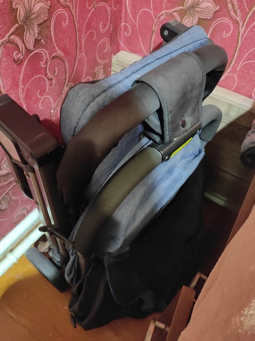 Коляска чемодан, б.у