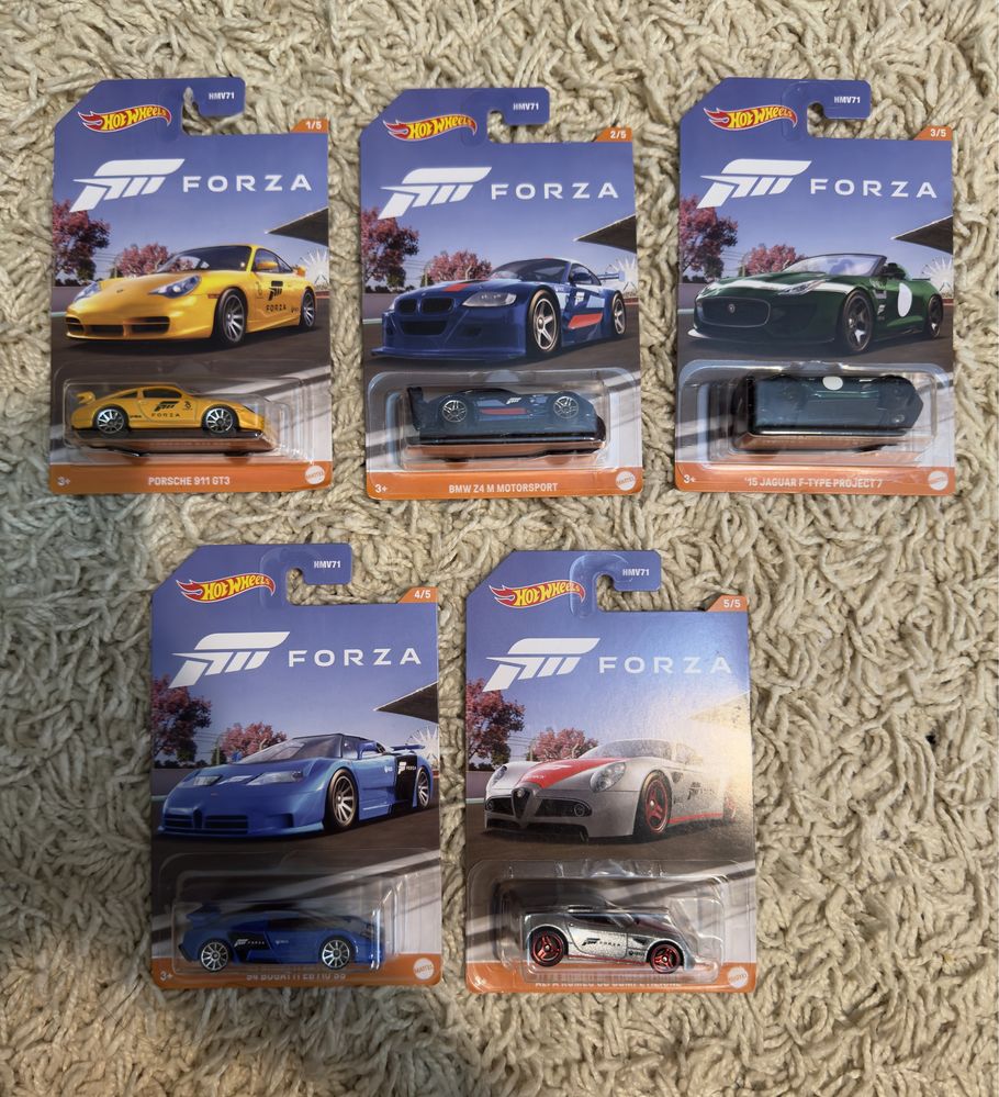 Masinute Hotwheels in Blister Neon Fortza Premium Noi BMW Porsche Audi