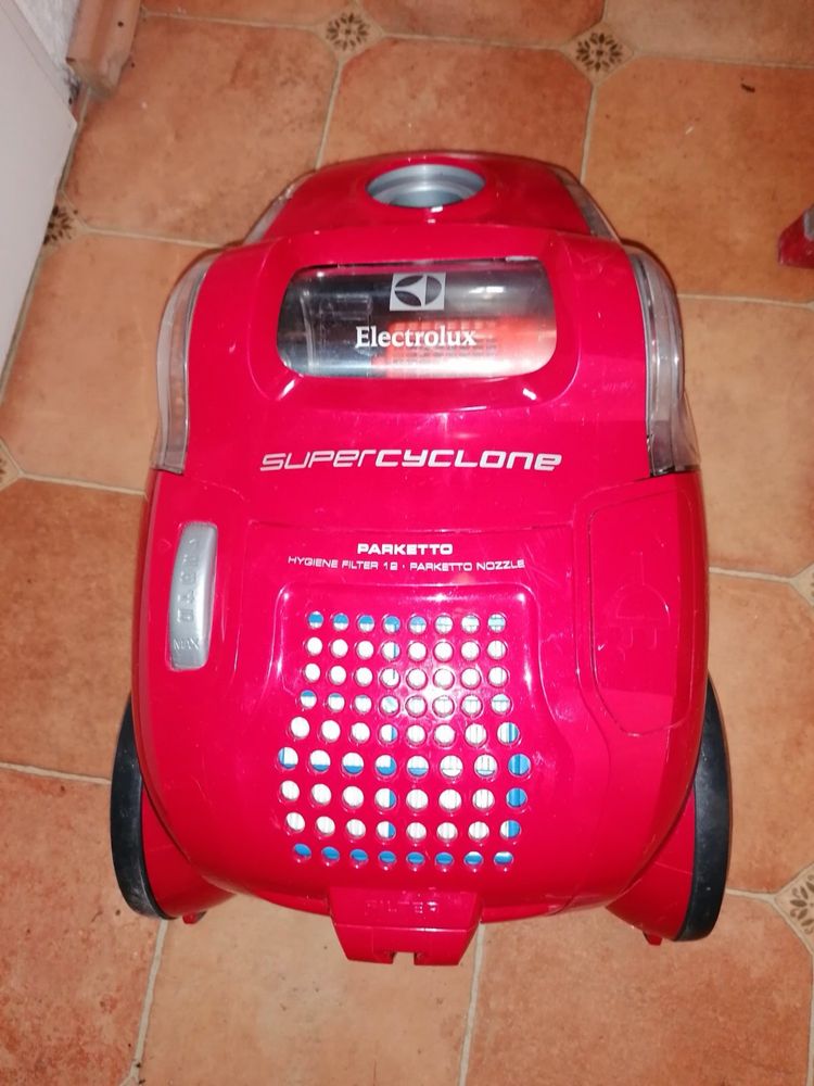Прахосмукачка Electrolux
