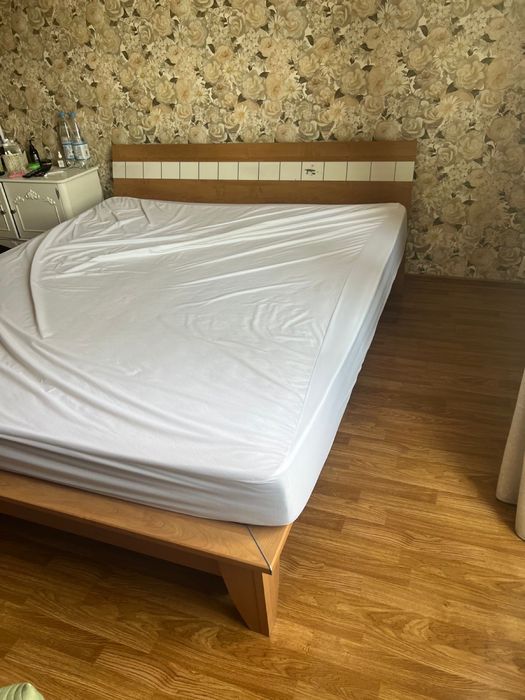 Кровать двух спальная
