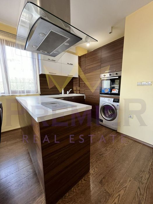 2-стаен в Варна-м-т Траката площ 65 цена 650