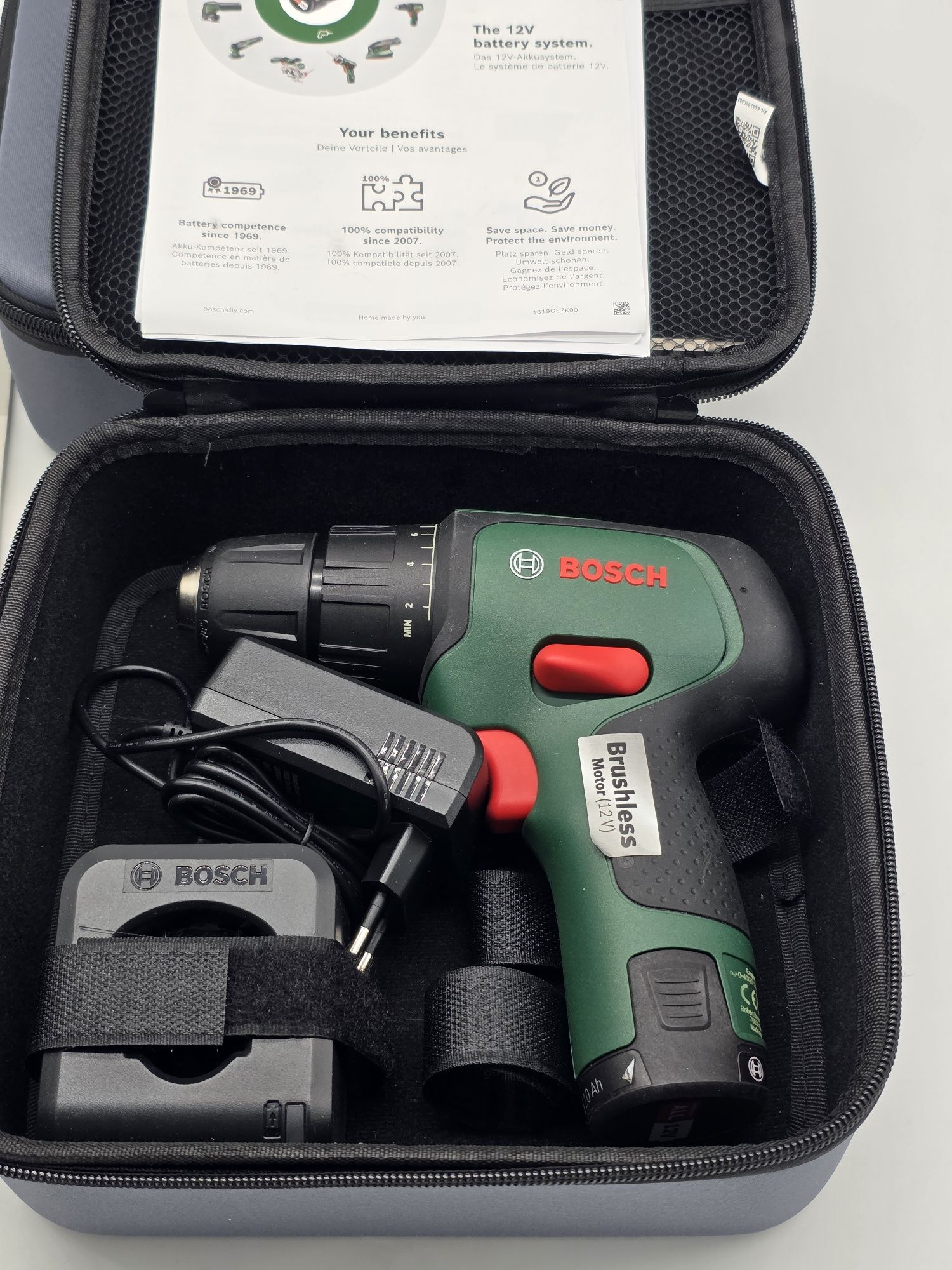 Bosch EasyImpact 12 - Masina de gaurit si insurubat cu percutie cu 2 a