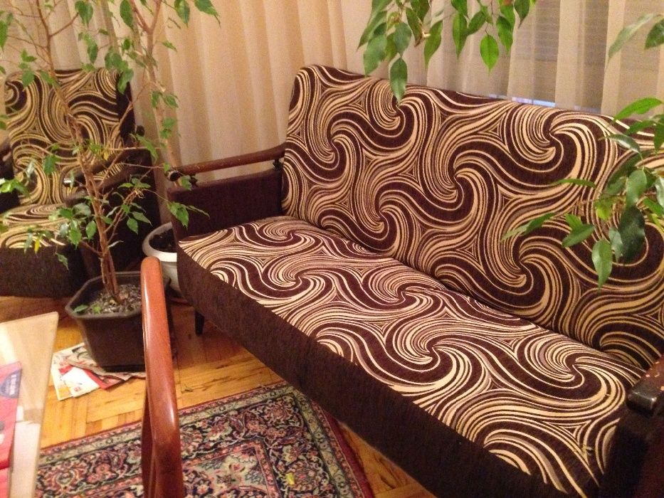 Уникален оригинален диван от Сирия, с 2 фотьойла