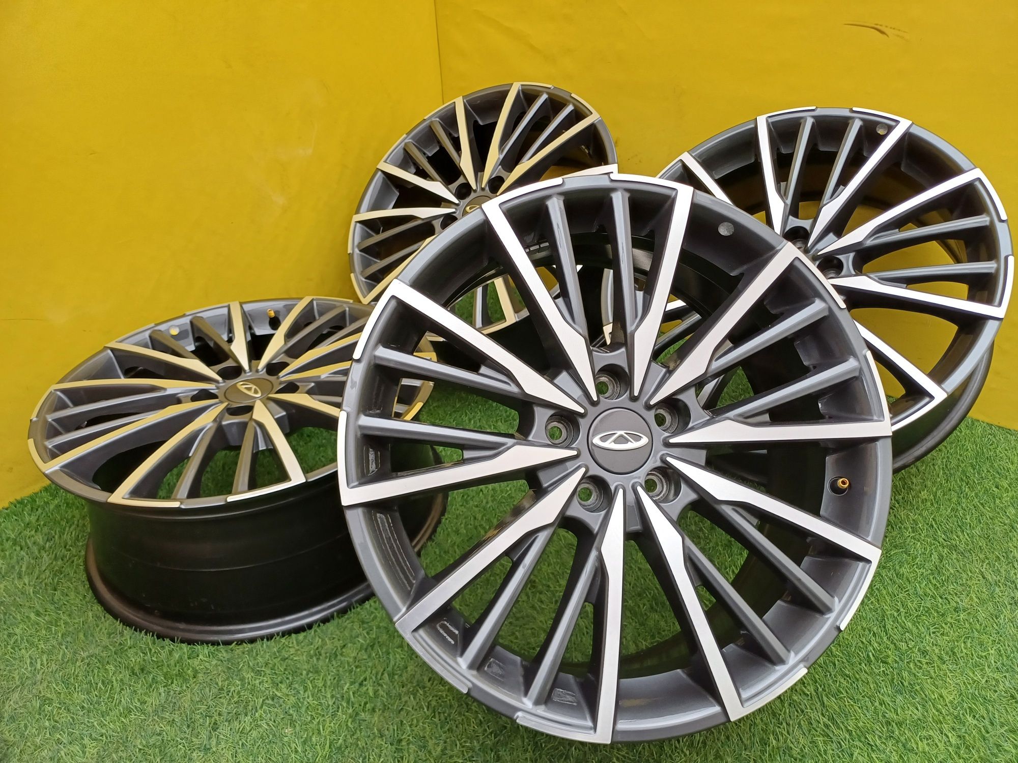 Диски R18 5×108 на Chery и другие.