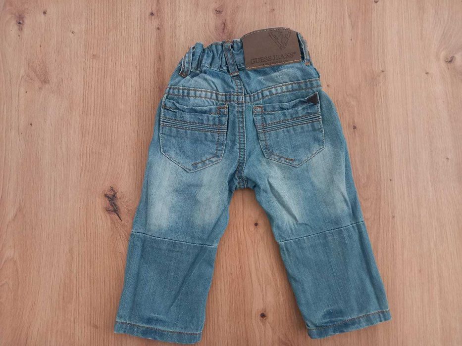 Бебешки дънки Guess