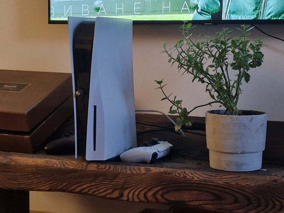 Playstation 5+ два джойстика с вкл .игри