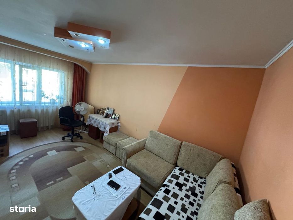 Apartament 2 cam Mioveni parter