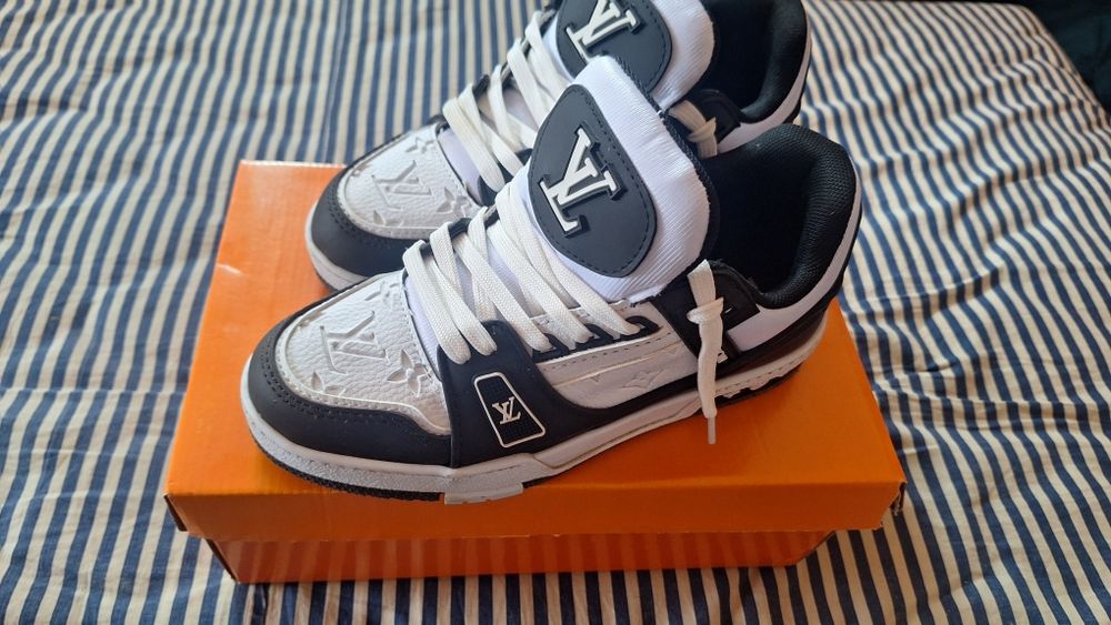 Adidasi Louis Vuitton Trainer Sneaker Black-White Produs Nou-Full Box