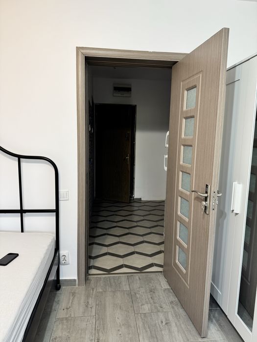 Garsoniera de inchiriat ,metrou Costin Georgian